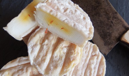 Fromage de chévre au safran